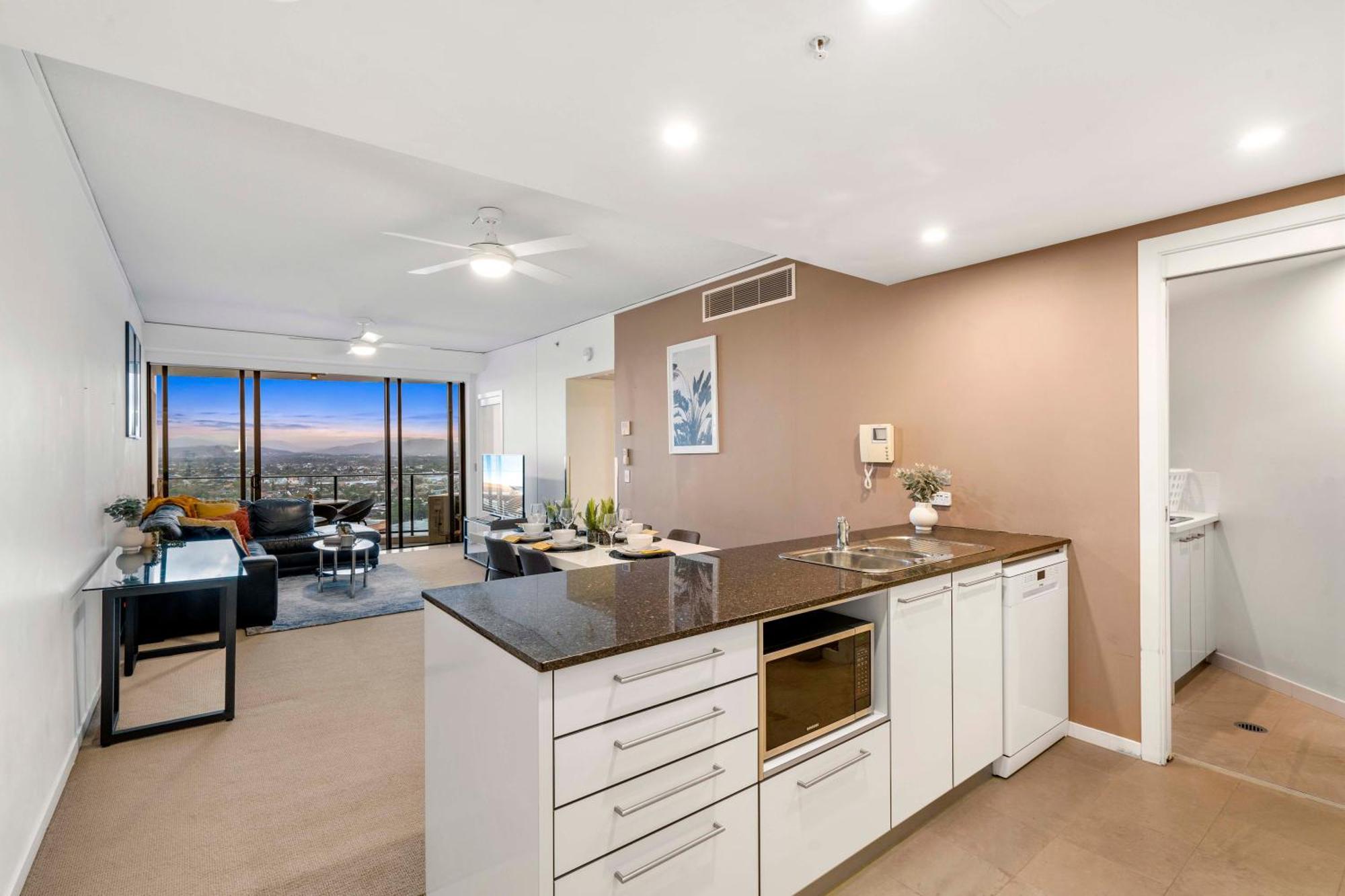 Sierra Grand Broadbeach - Self Contained & Privately Managed Apartments Gold Coast Exterior foto